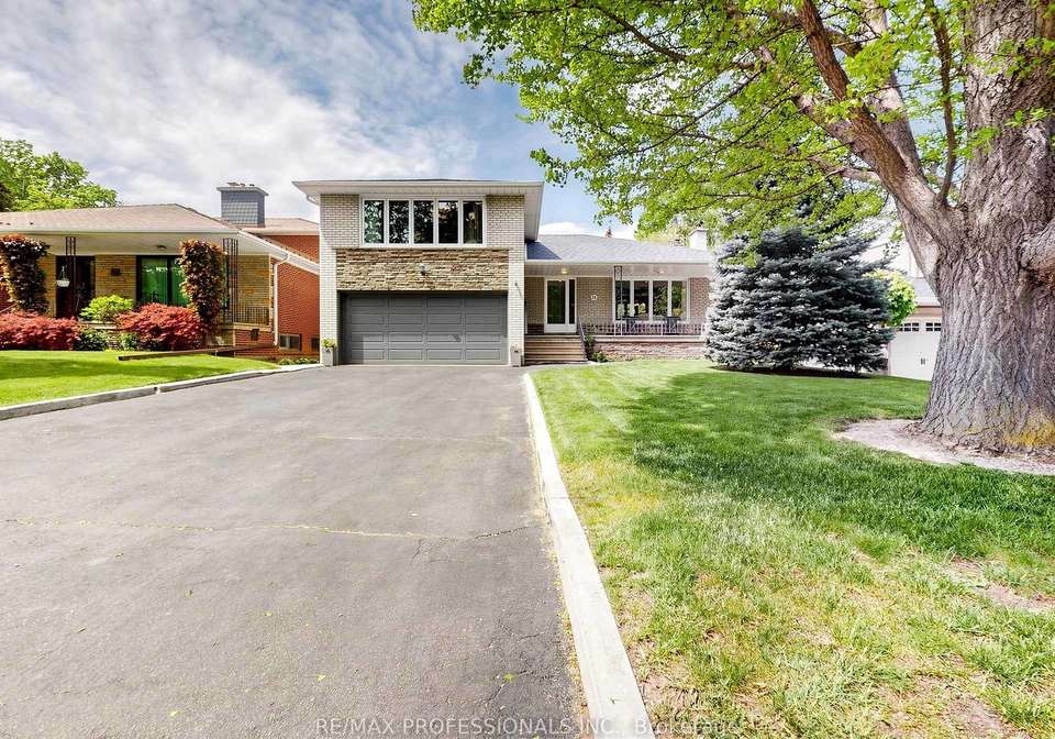 14-widdicombe-hill-etobicoke-ontario-w13173108