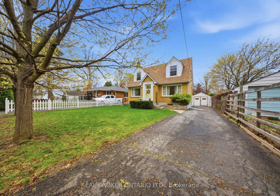 243-sydney-street-milton-ontario-w13173350