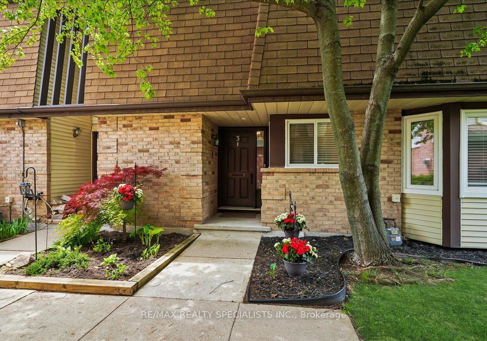 1507-upper-middle-road-burlington-ontario-w13173414