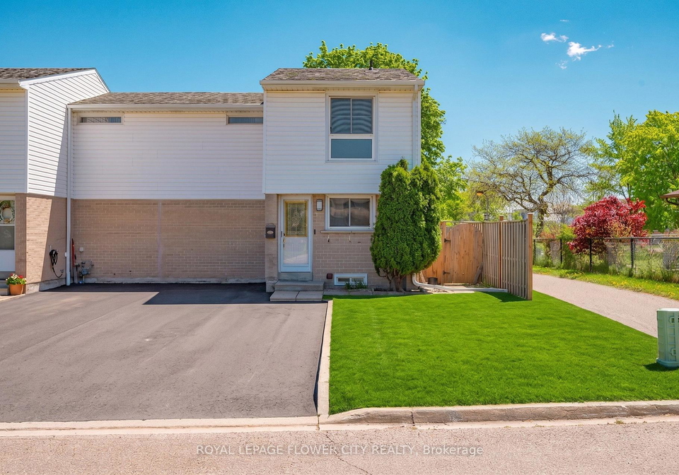 16-gleneaden-court-brampton-ontario-w13173624