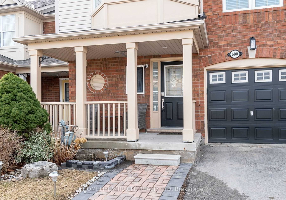 680-hamilton-crescent-milton-ontario-w13173780