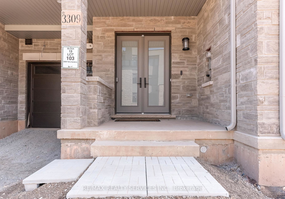 3309-taha-gardens-oakville-ontario-w13173786