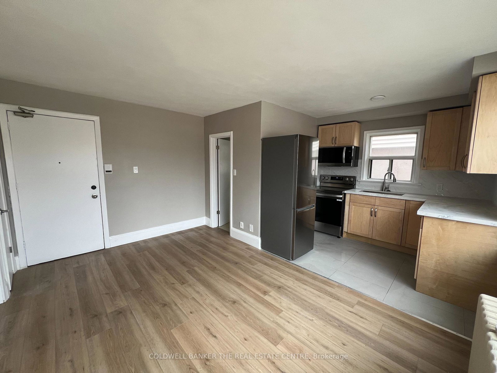 108-grandville-avenue-toronto-ontario-w13173800