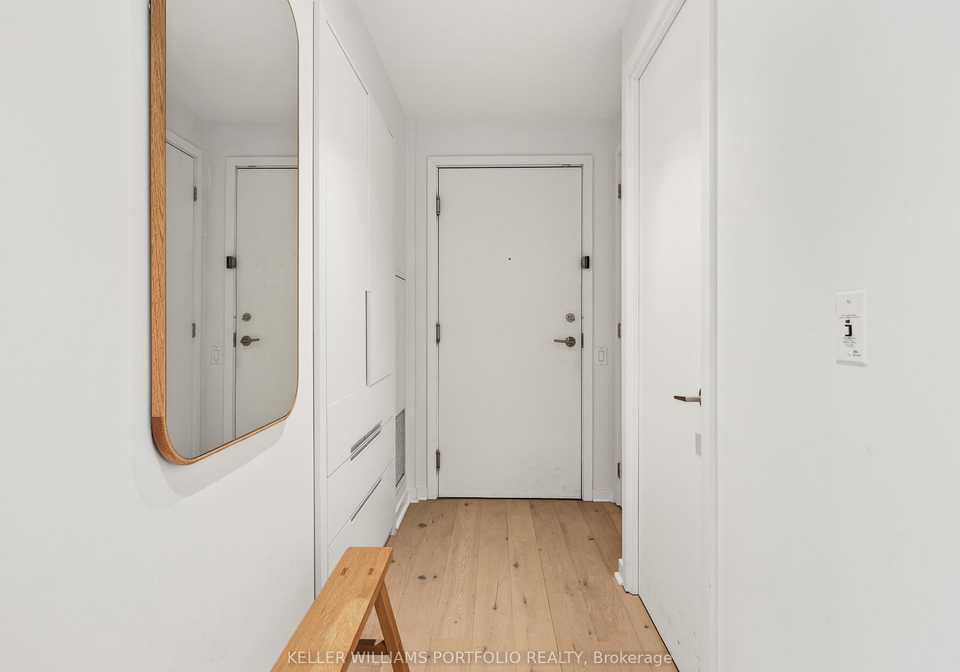 103-the-queensway-avenue-toronto-ontario-w13173872