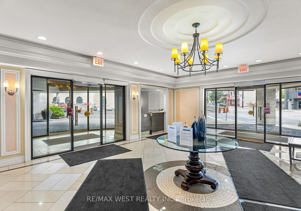 25-earlington-avenue-etobicoke-ontario-w13173902