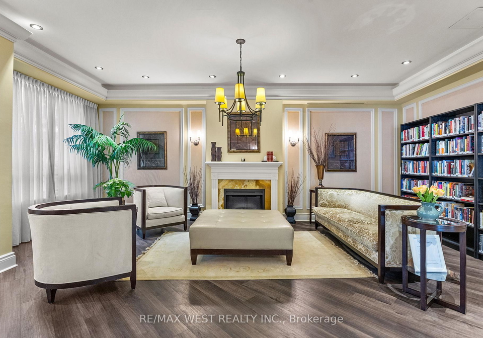 25-earlington-avenue-etobicoke-ontario-w13173902