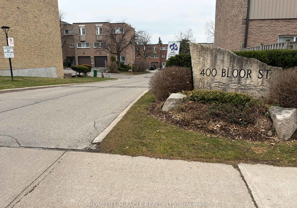 400-bloor-street-mississauga-ontario-w13173936