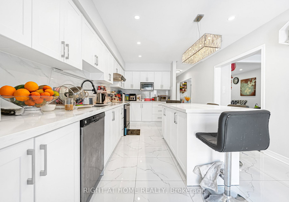 601-claymeadow-avenue-mississauga-ontario-w13174076