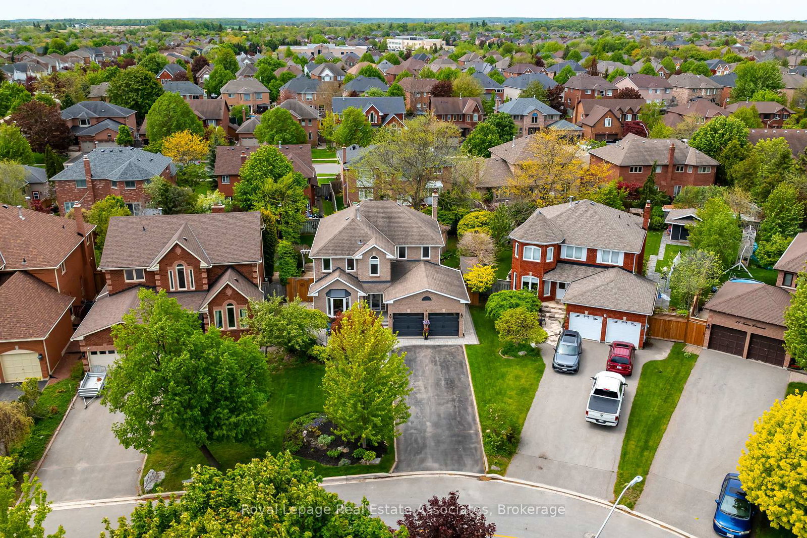 7-nixon-crescent-halton-hills-ontario-w13174592
