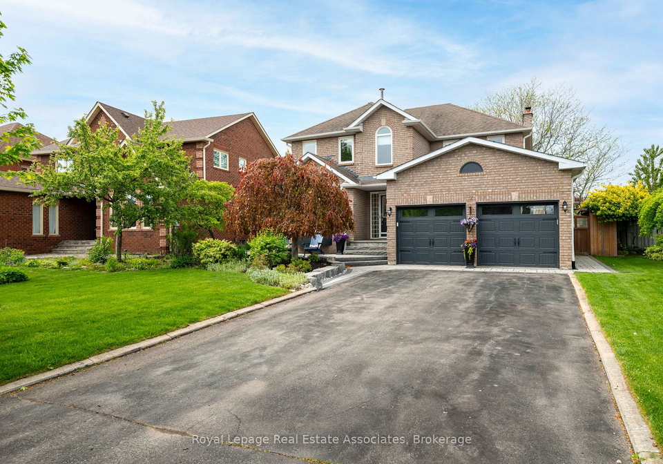 7-nixon-crescent-halton-hills-ontario-w13174592