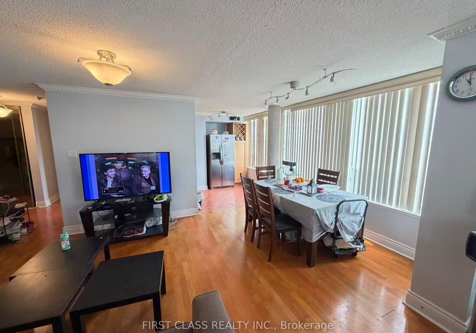 700-constellation-drive-mississauga-ontario-w13174860