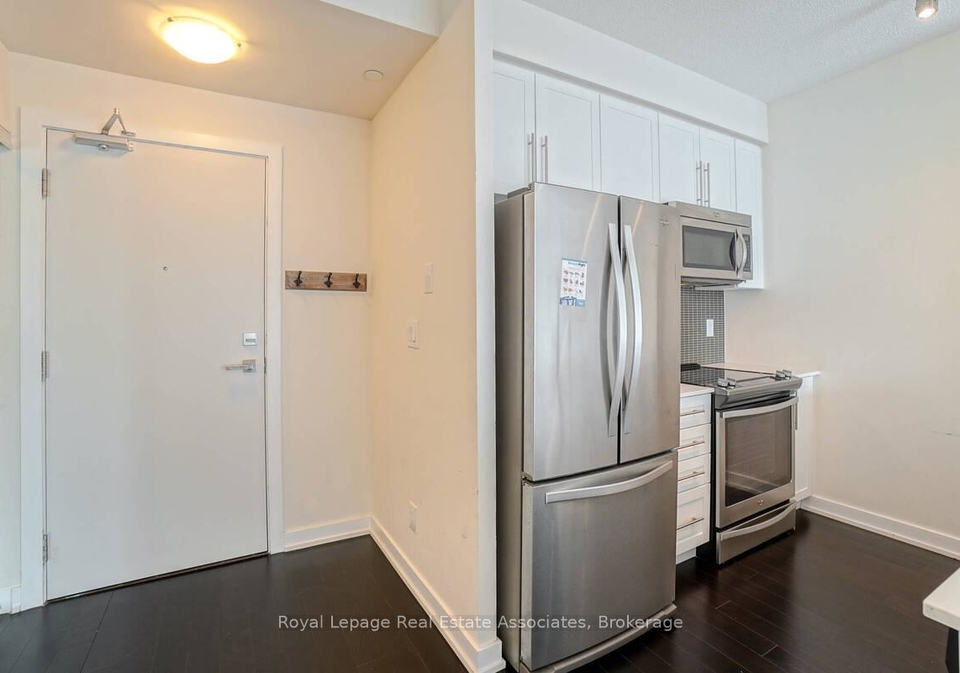 4011-brickstone-mews-mississauga-ontario-w13174894