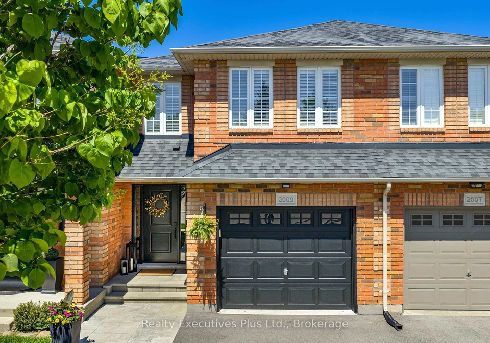 2009-erika-court-oakville-ontario-w13175270