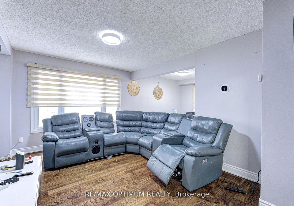 5-roehampton-crescent-brampton-ontario-w13175462