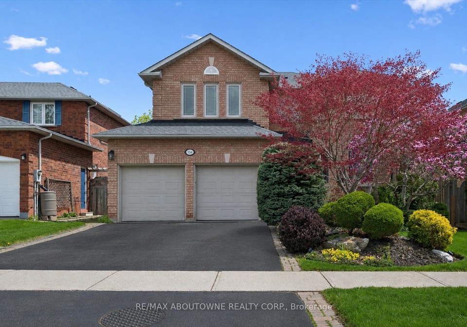 154-howell-road-oakville-ontario-w13175470
