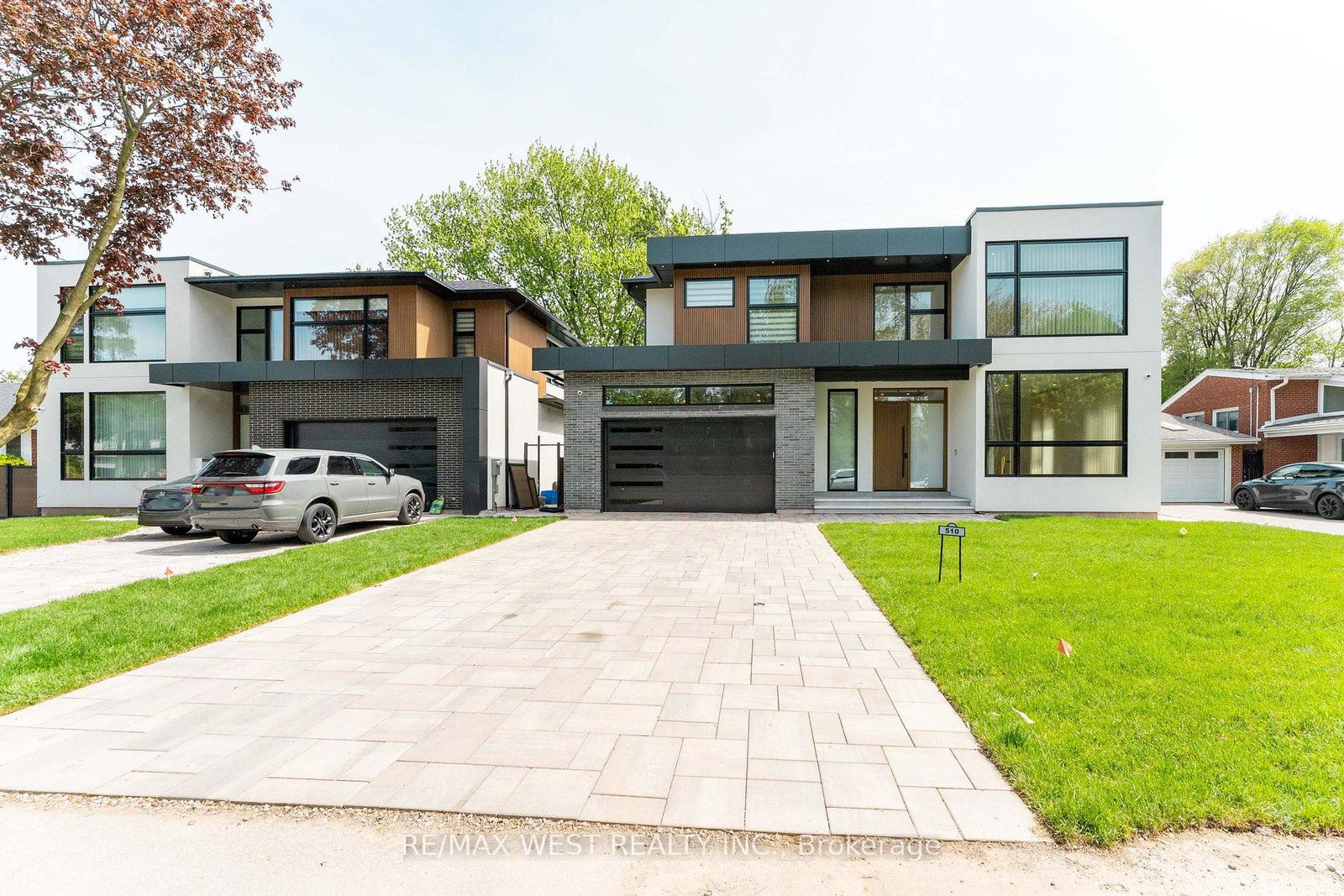 510-wellington-crescent-oakville-ontario-w13175552