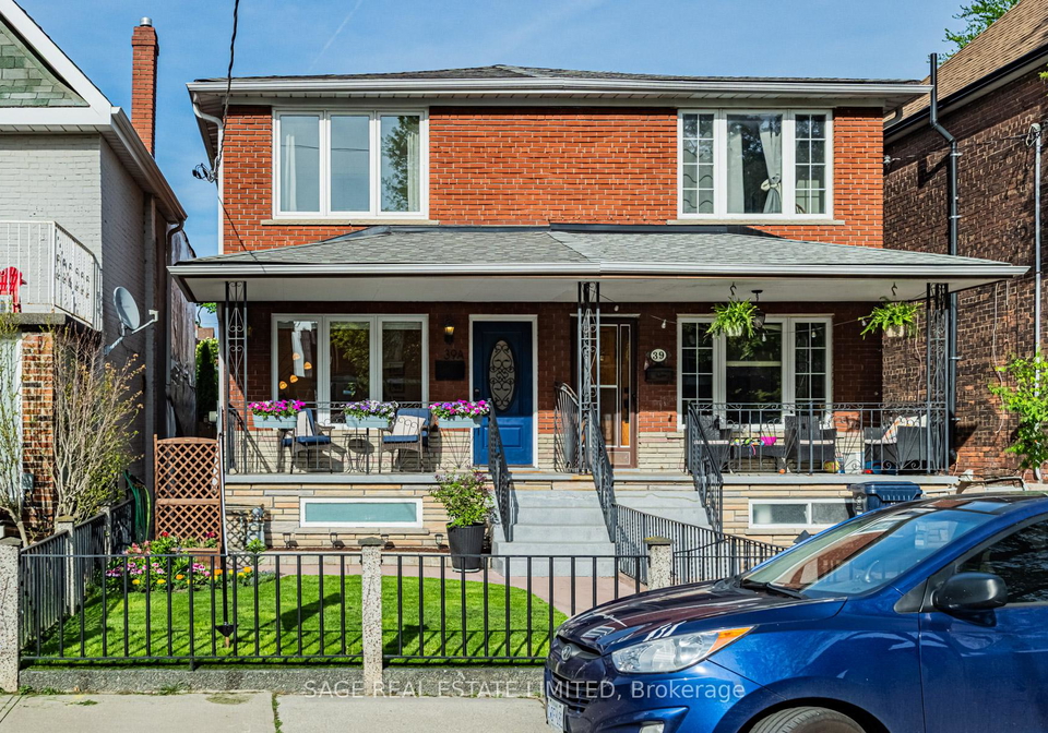 39a-uxbridge-avenue-toronto-ontario-w13175604