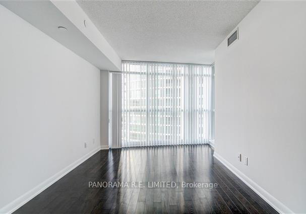 215-sherway-gardens-road-etobicoke-ontario-w13175768
