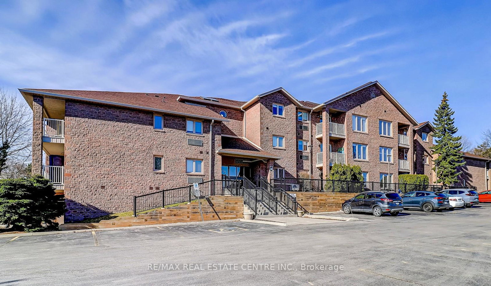 3050-pinemeadow-drive-burlington-ontario-w13175810