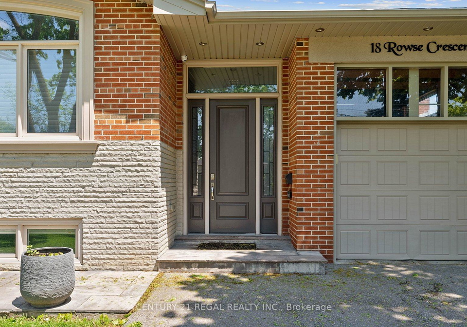 18-rowse-crescent-etobicoke-ontario-w13176028