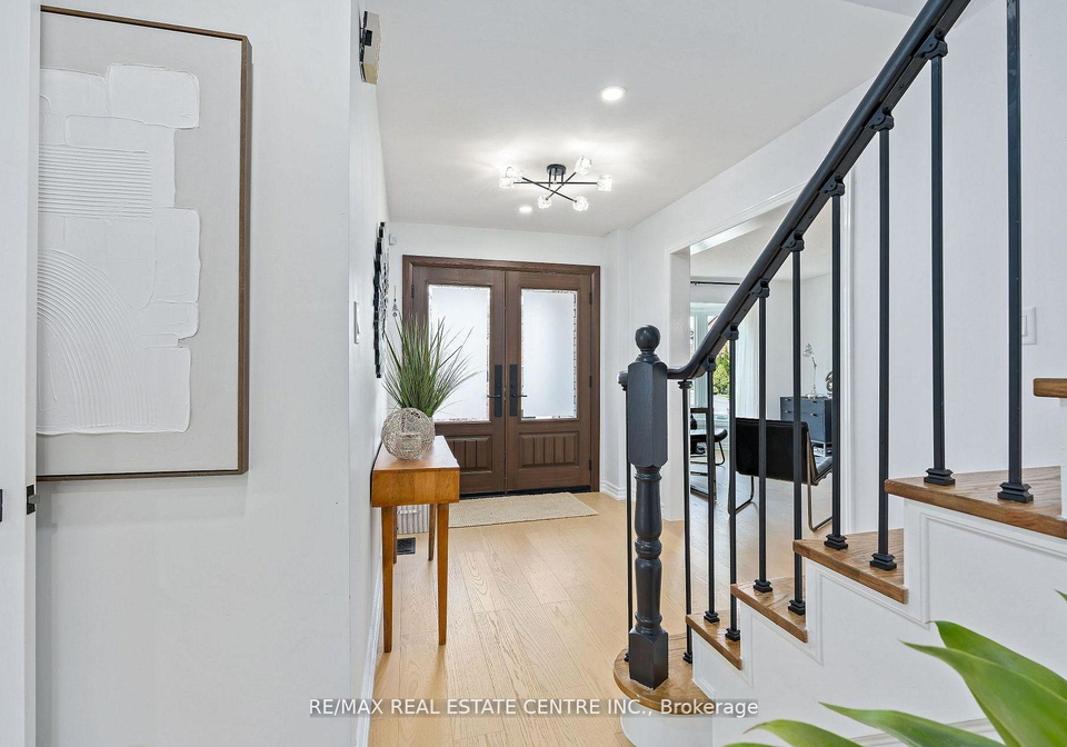 20-nixon-crescent-halton-hills-ontario-w13176096