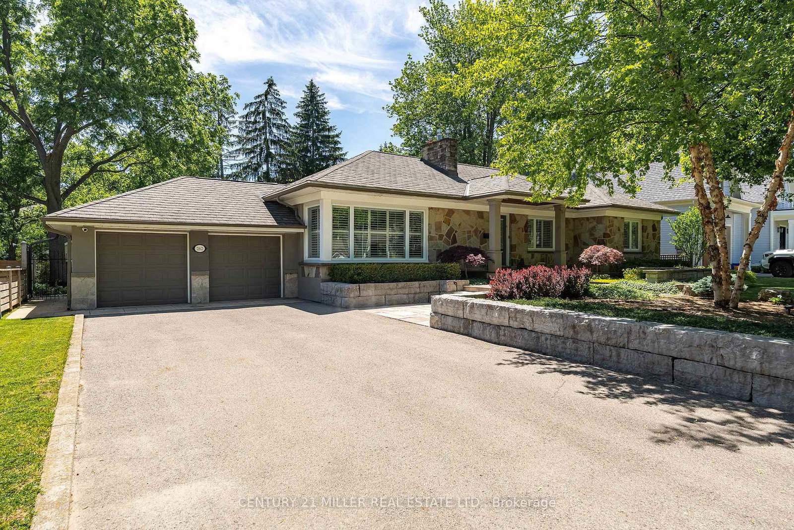 262-oakwood-crescent-oakville-ontario-w13176146