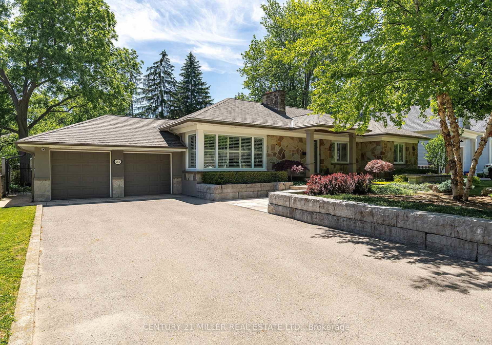 262-oakwood-crescent-oakville-ontario-w13176146