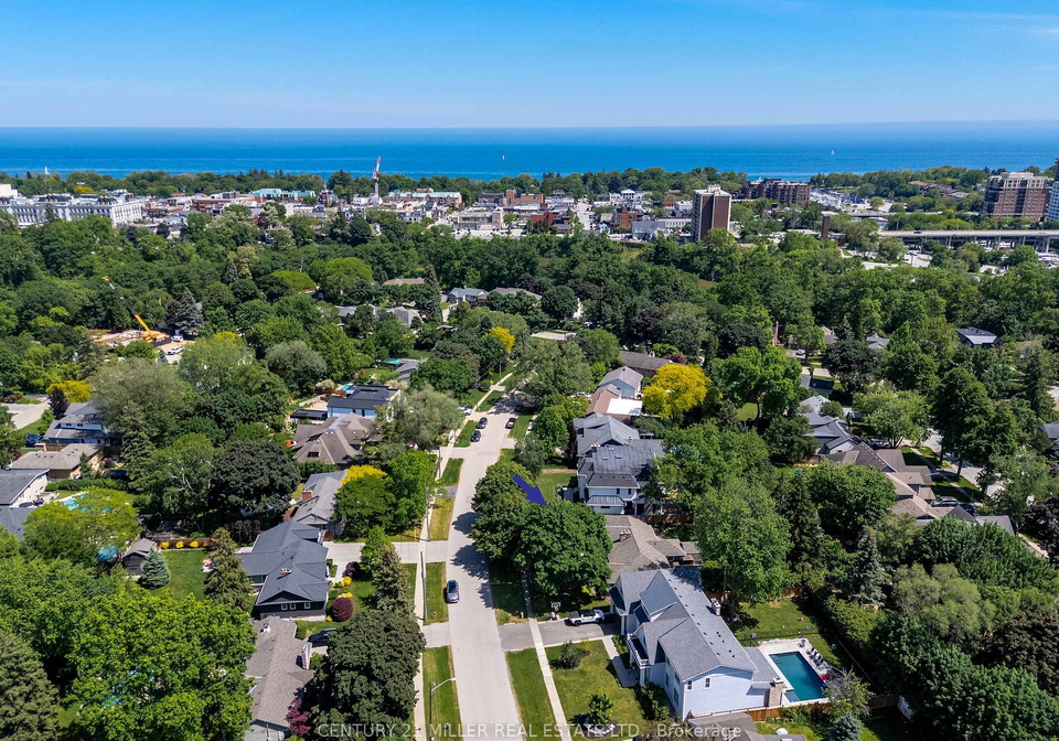 262-oakwood-crescent-oakville-ontario-w13176146