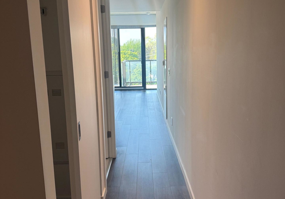 7-smith-crescent-etobicoke-ontario-w13176158