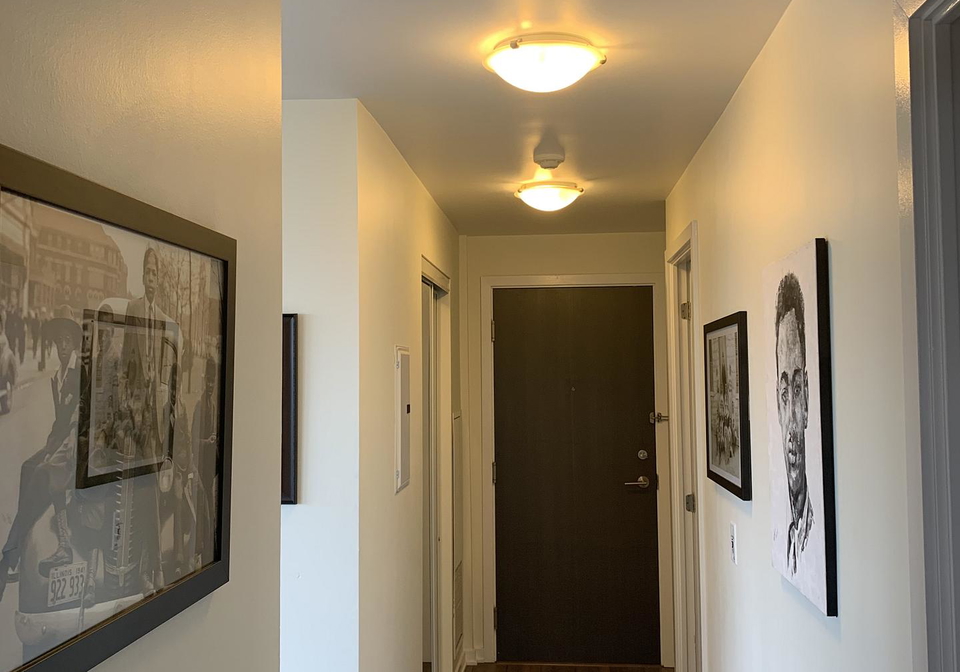 103-the-queensway-avenue-toronto-ontario-w13176172