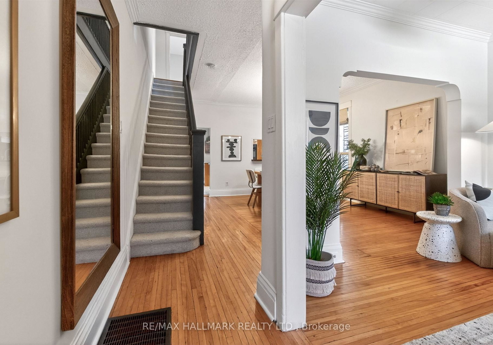687-durie-street-toronto-ontario-w13176272