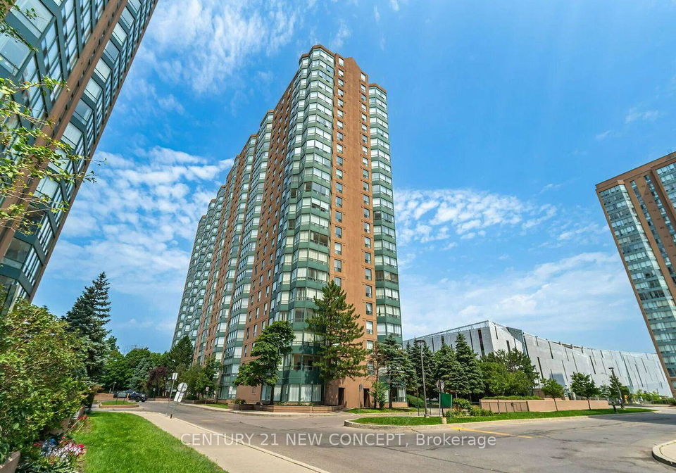 135-hillcrest-avenue-mississauga-ontario-w13176580