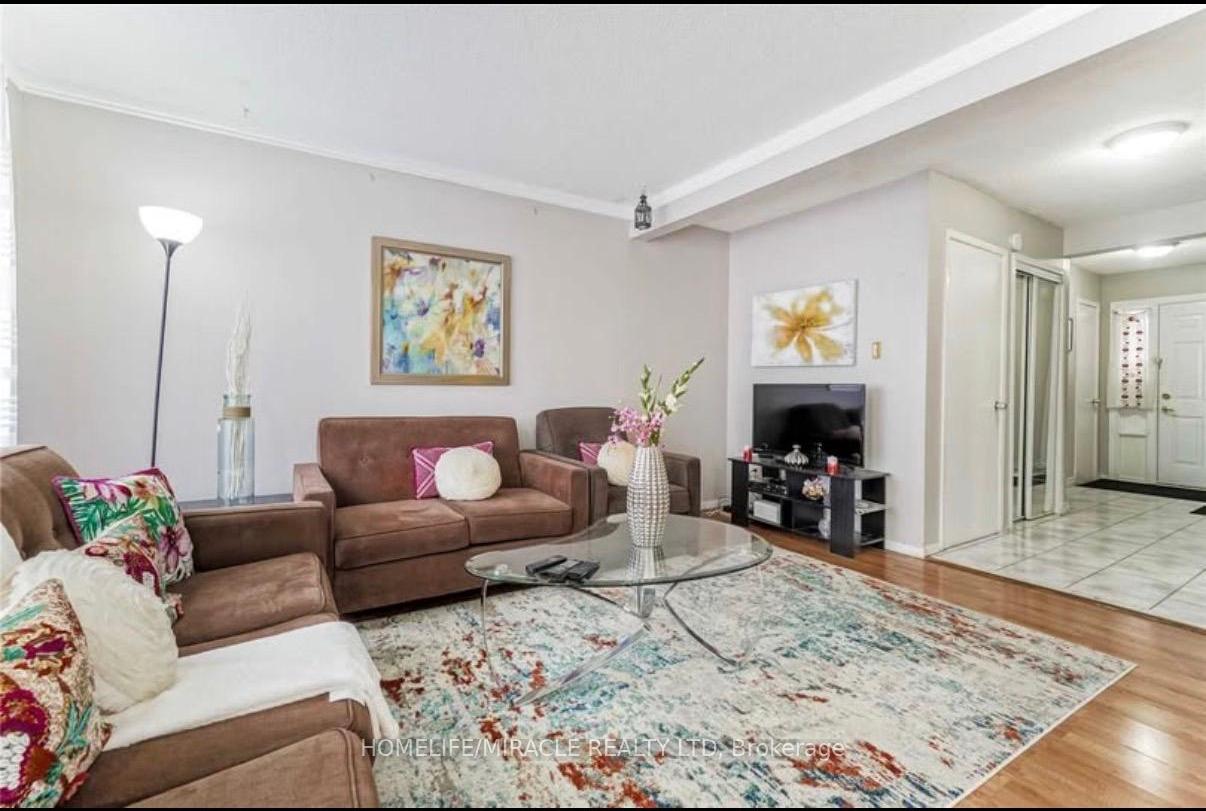 22-sandringham-court-brampton-ontario-w13176618