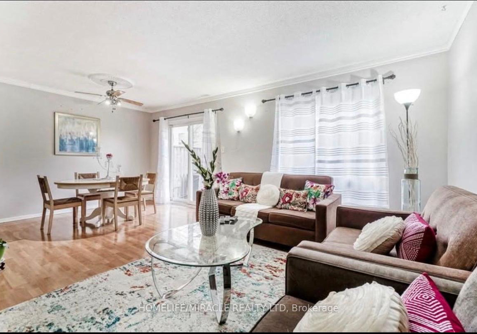 22-sandringham-court-brampton-ontario-w13176618