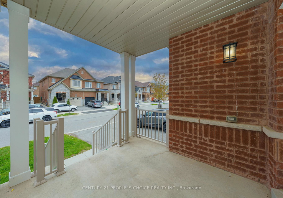 636-mockridge-terrace-milton-ontario-w13176640