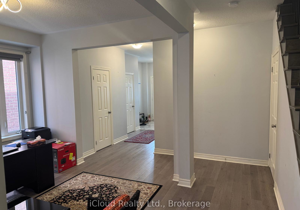 501-downes-jackson-heights-milton-ontario-w13176704