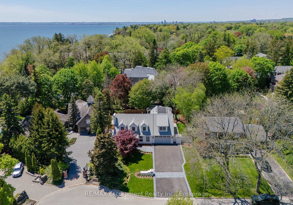 130-edgecliffe-place-burlington-ontario-w13176820