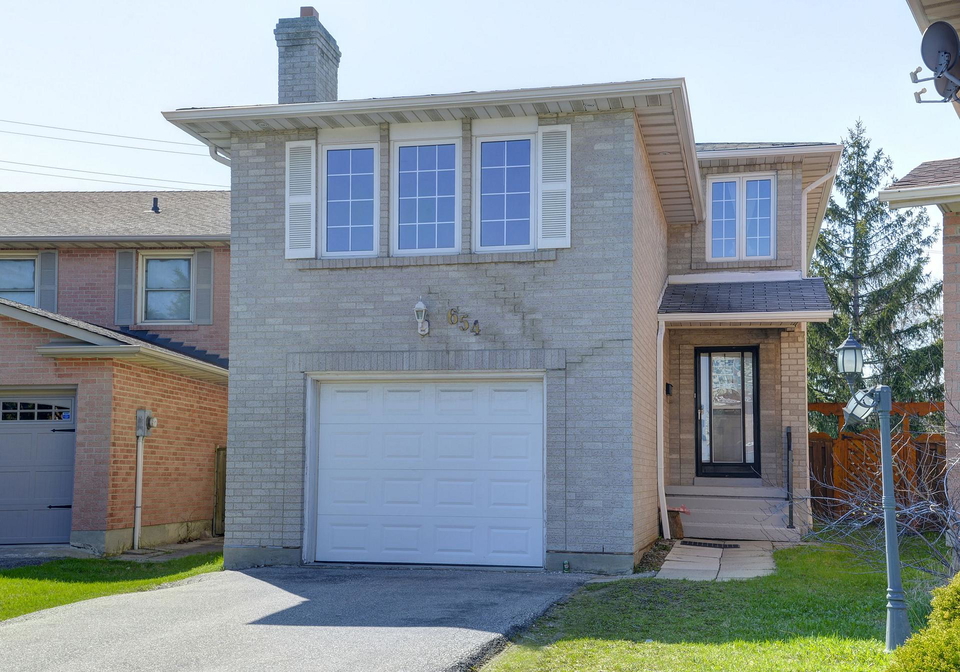 654-brougham-place-mississauga-ontario-w13177056