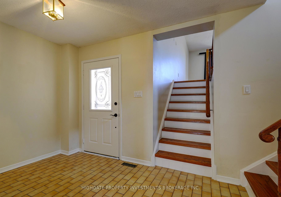 654-brougham-place-mississauga-ontario-w13177056