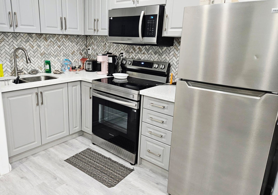 2406-cashmere-avenue-mississauga-ontario-w13177092