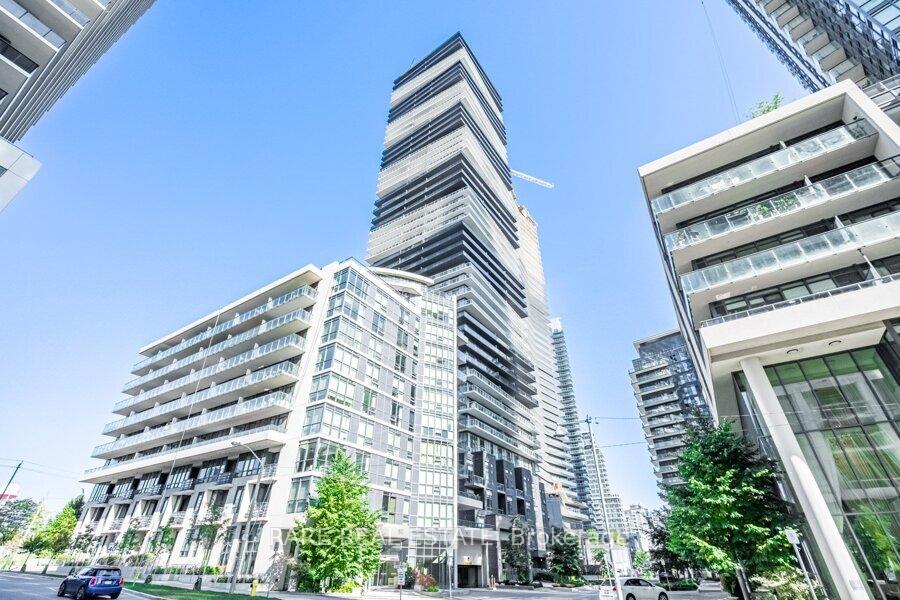 56-annie-craig-drive-etobicoke-ontario-w13177378