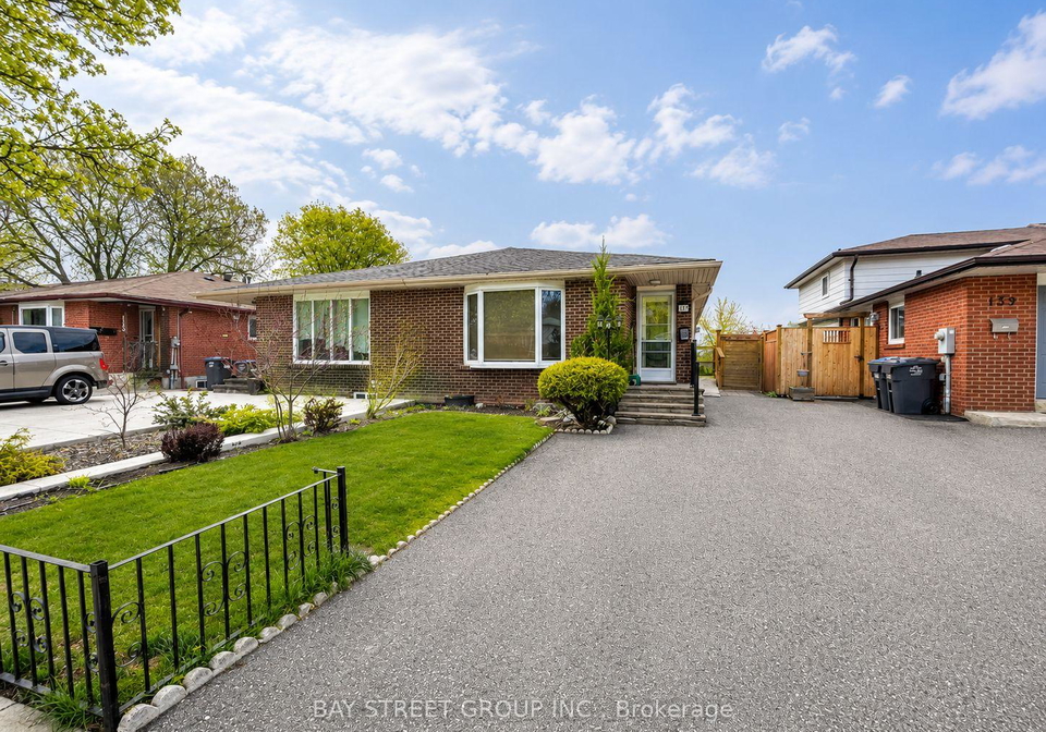 137-bonham-boulevard-mississauga-ontario-w13177408