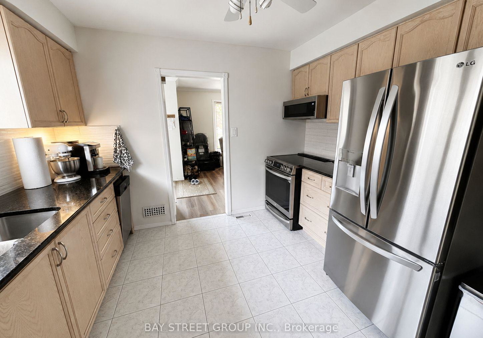 137-bonham-boulevard-mississauga-ontario-w13177408
