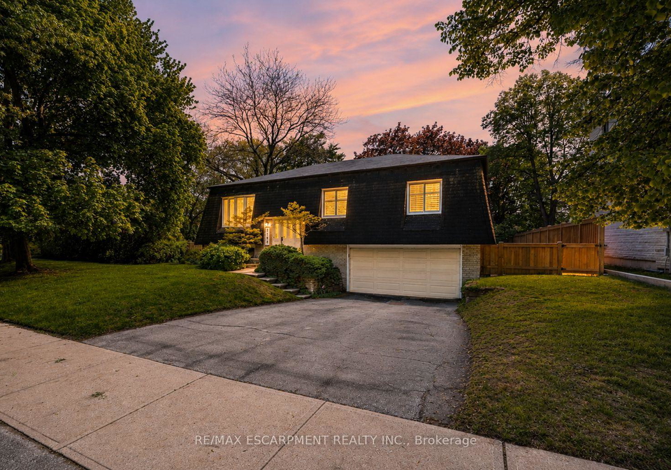 2198-devon-road-oakville-ontario-w13177668