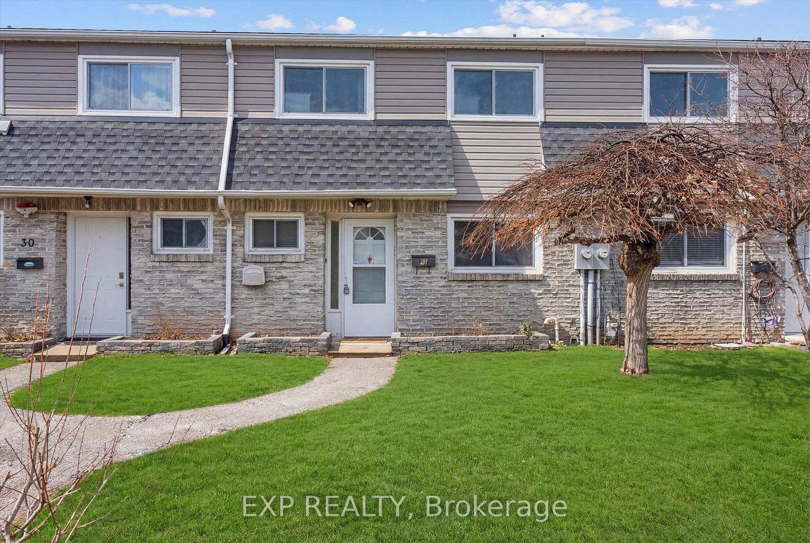 2050-upper-middle-road-burlington-ontario-w13177856