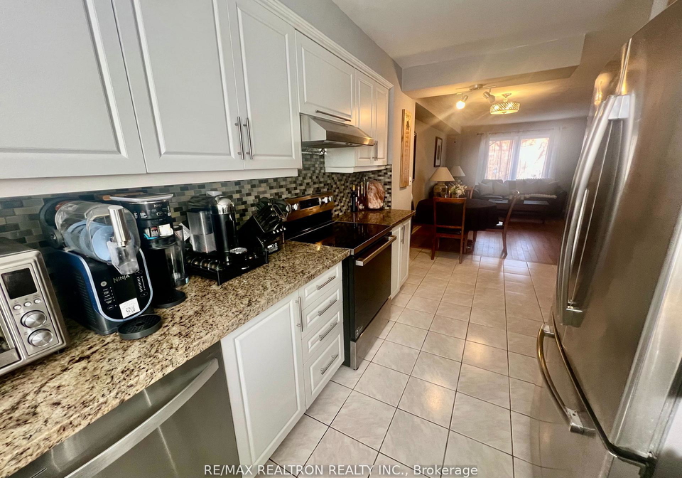 5865-dalebrook-crescent-mississauga-ontario-w13178516