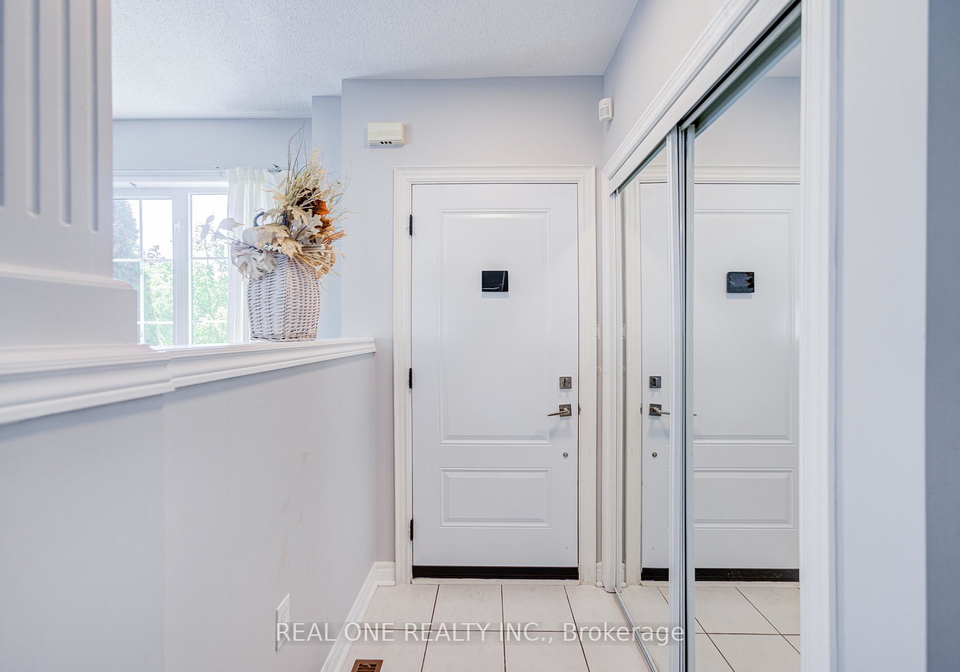 5827-rainspring-drive-e-mississauga-ontario-w13178972