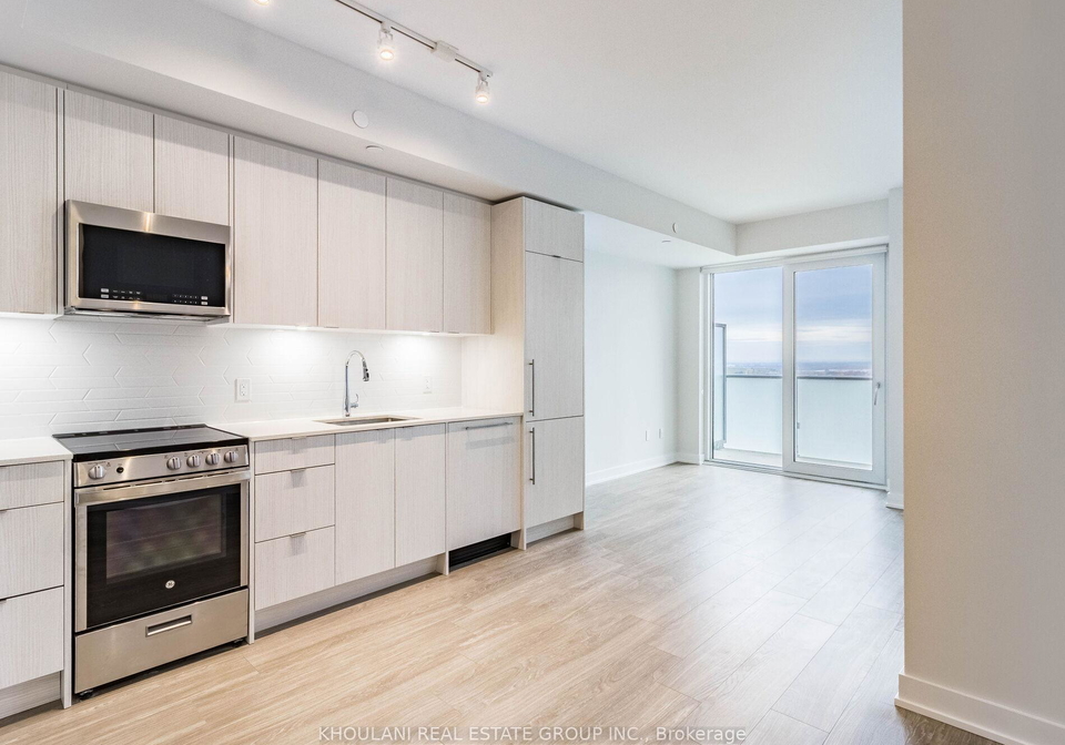 4130-parkside-village-drive-mississauga-ontario-w13179302