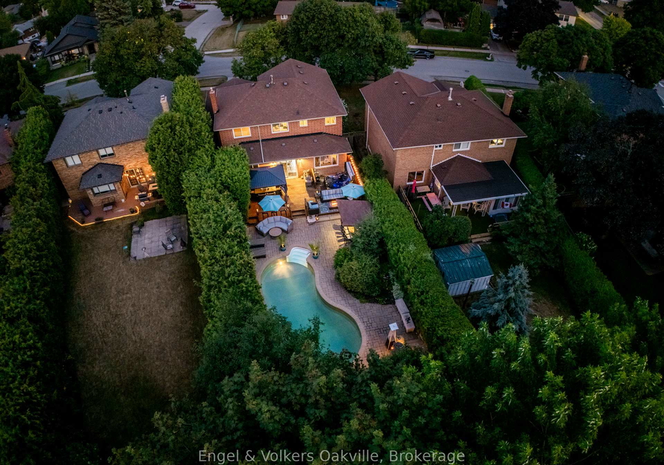 1181-grange-road-oakville-ontario-w13180512