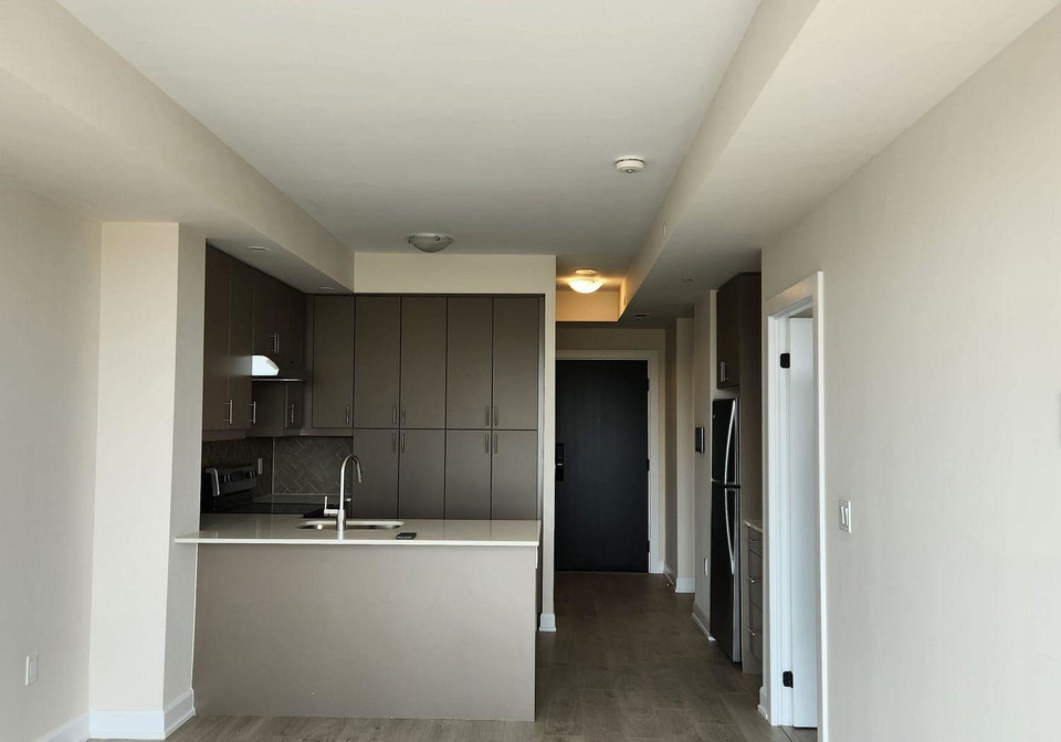3200-william-coltson-avenue-oakville-ontario-w13181012